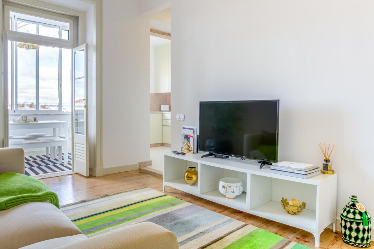 Amazing Lisboa! Views & Style In Historical Graca Apartment Lissabon